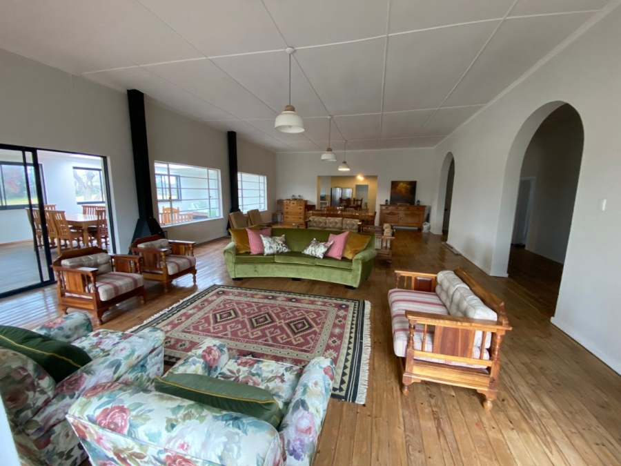 5 Bedroom Property for Sale in Beaufort West Rural Western Cape